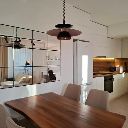 Station 22 - Center Apartment, Скопье